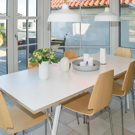 Three-bedroom Holiday In